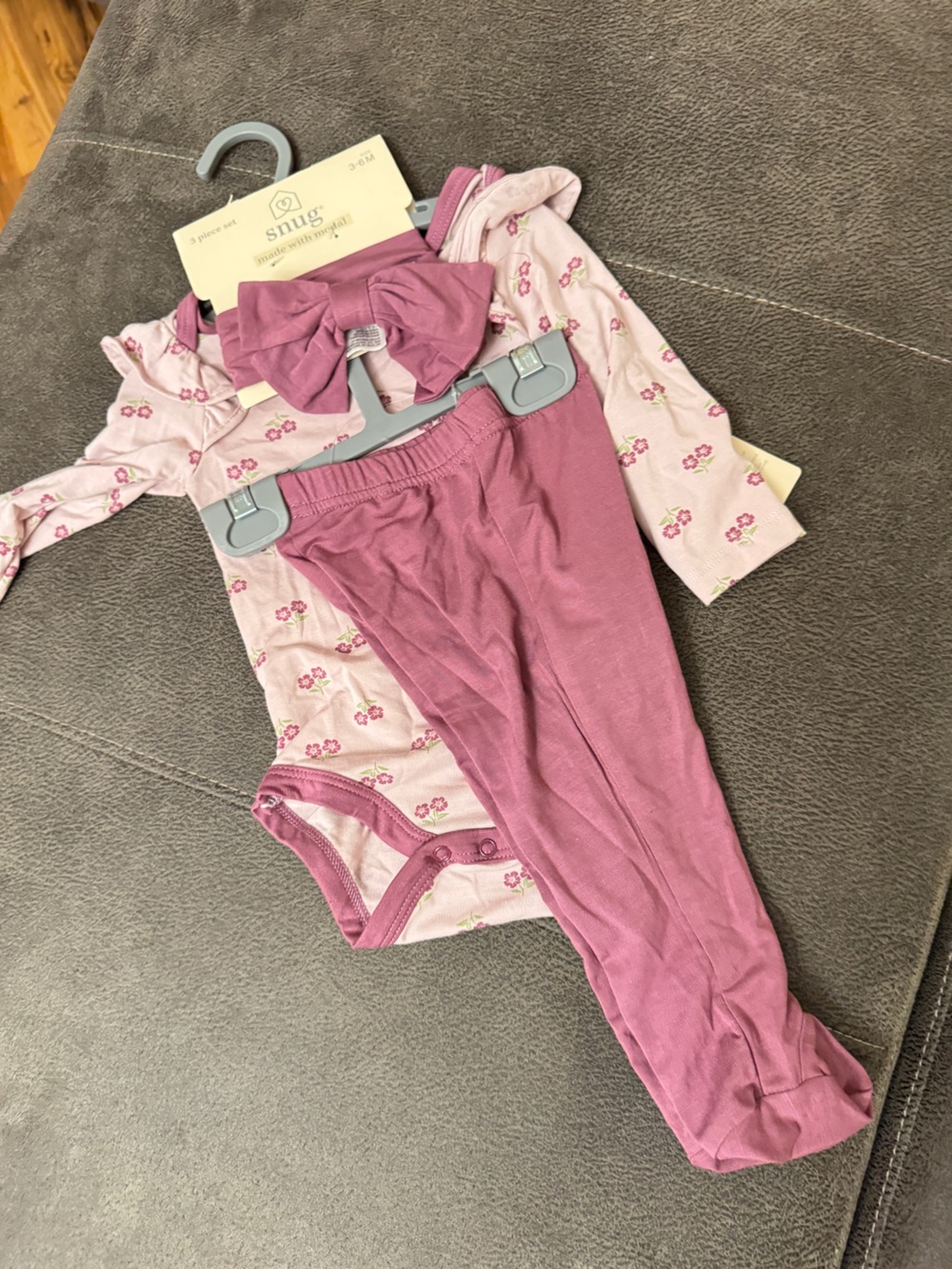 Mauve Floral Bodysuit Set with Matching Bow